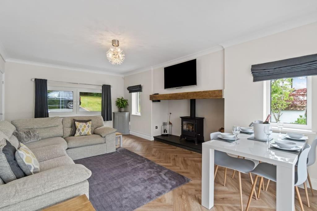 White Cottage Stunning Contemporary 2 Bedroom 2 Ensuite Annex With Hot Tub Plymouth Exterior photo
