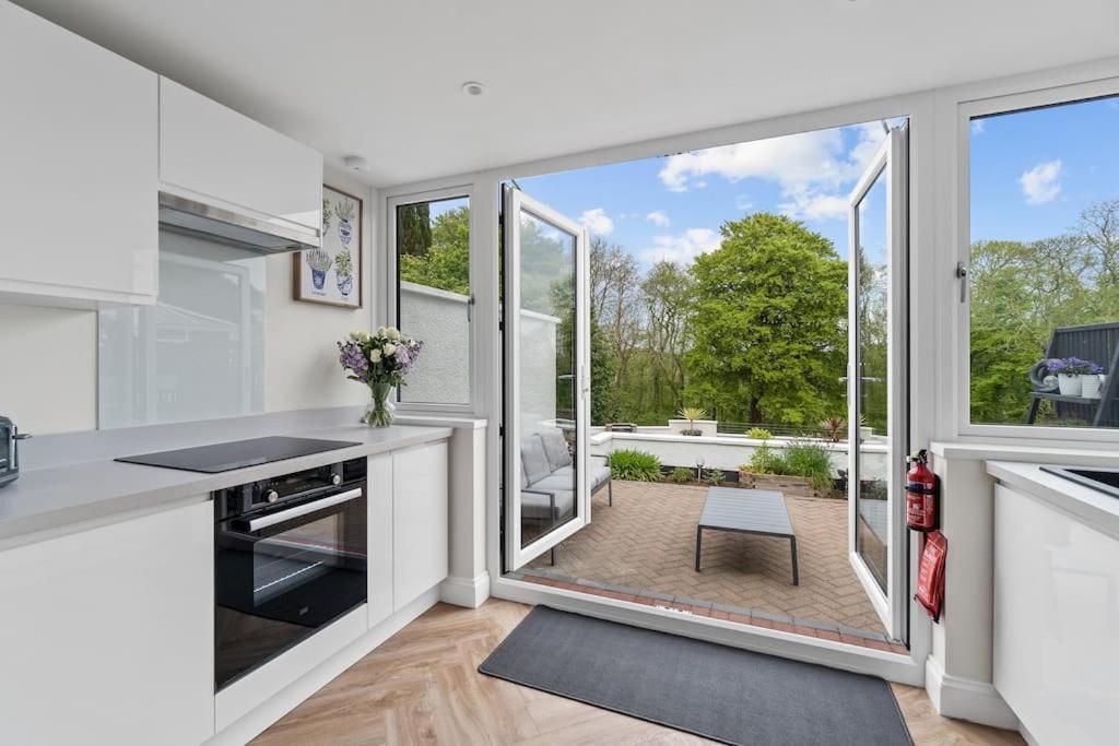 White Cottage Stunning Contemporary 2 Bedroom 2 Ensuite Annex With Hot Tub Plymouth Exterior photo