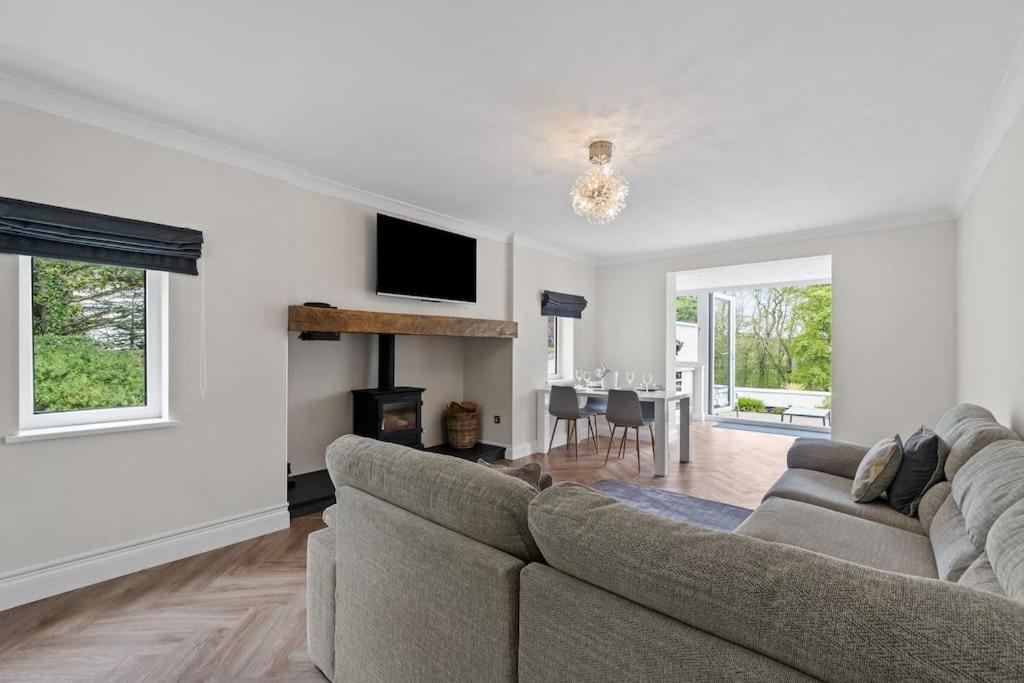 White Cottage Stunning Contemporary 2 Bedroom 2 Ensuite Annex With Hot Tub Plymouth Exterior photo