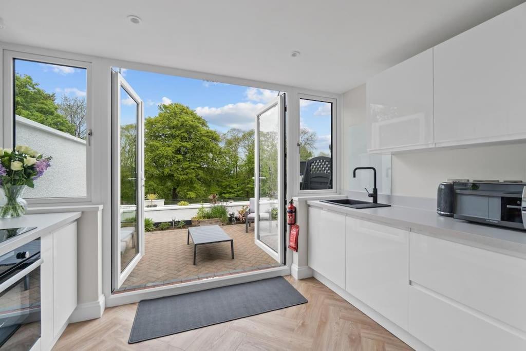 White Cottage Stunning Contemporary 2 Bedroom 2 Ensuite Annex With Hot Tub Plymouth Exterior photo
